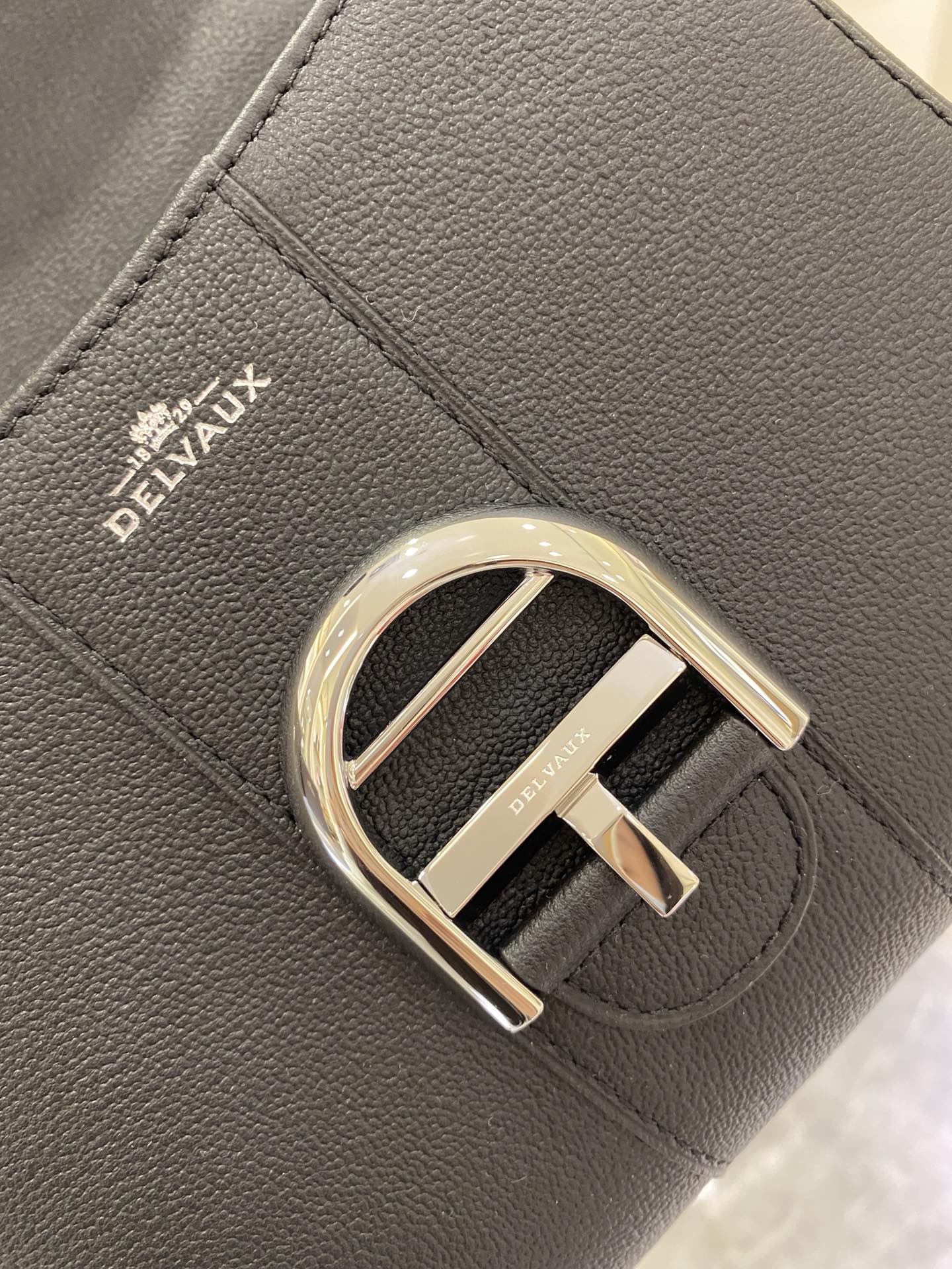 델보 브리앙 MM 토고백 스몰